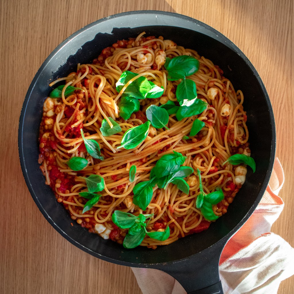 Linssi-mozzarellapasta